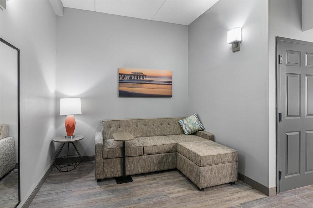 Best Western Plus Savannah Gateway photo 22