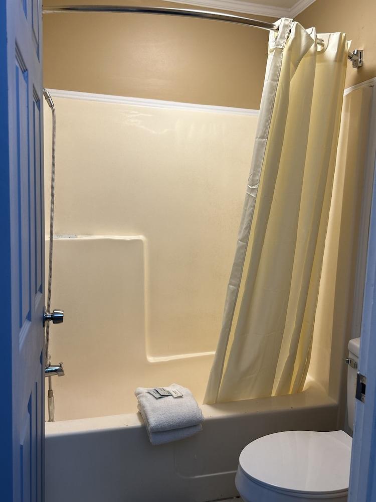 Shelaine Motel photo 8