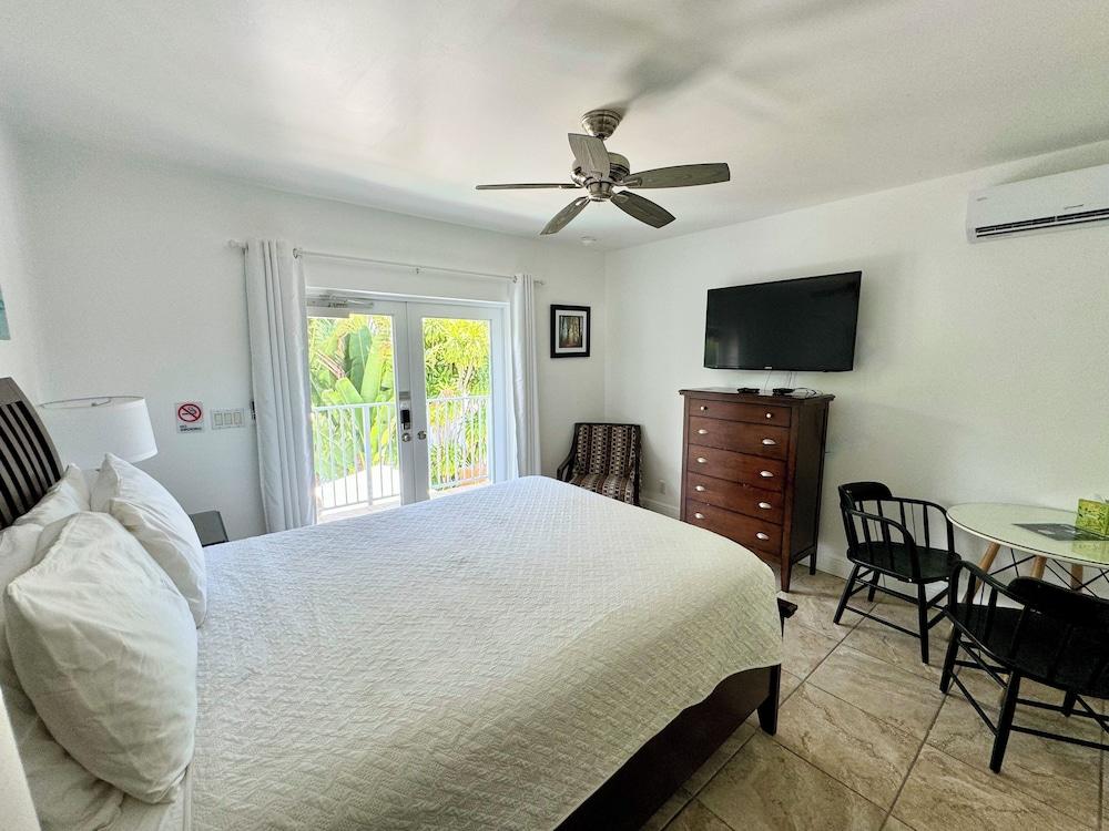 Inn On The Drive ( Adults Only) photo 47
