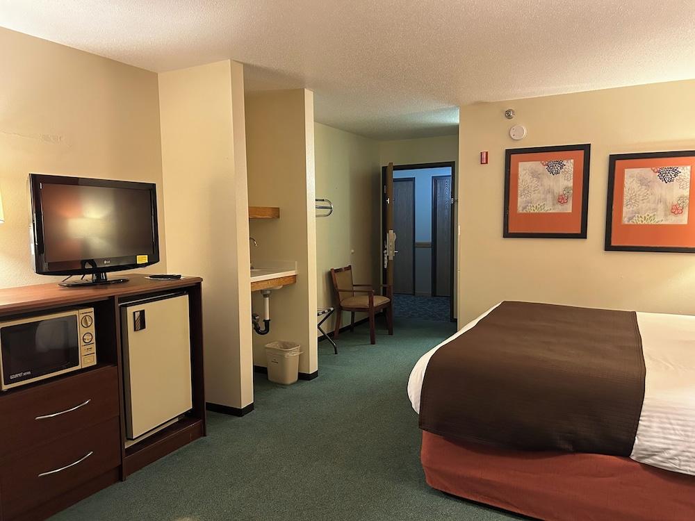 Northwoods Inn & Suites Blackduck photo 26