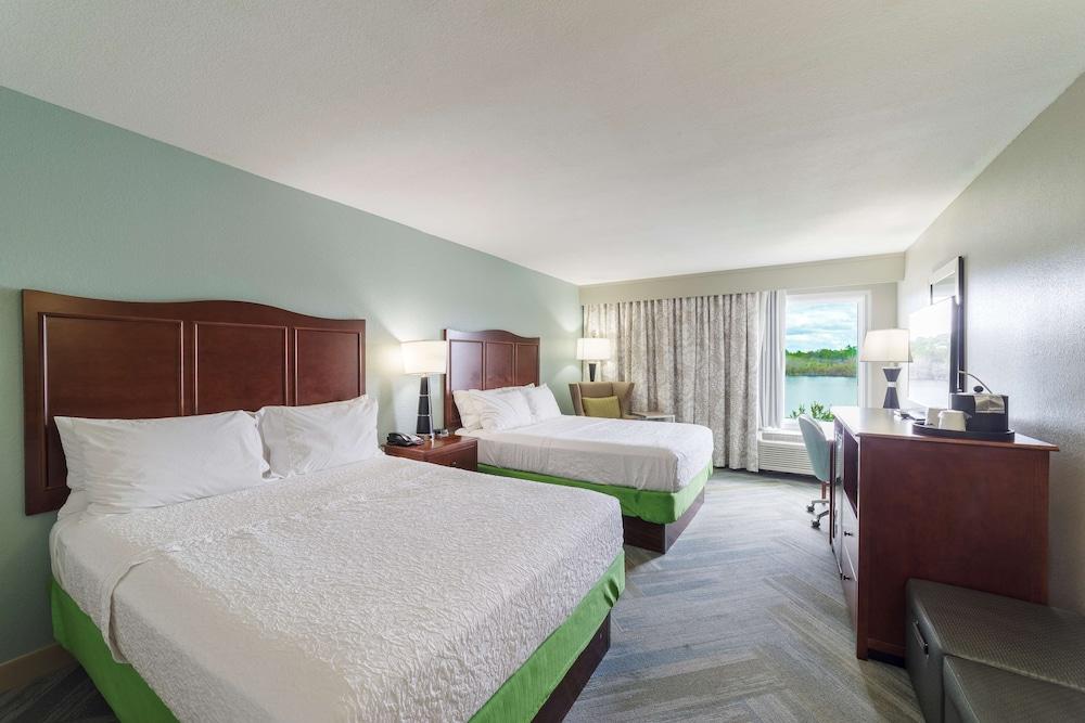 Holiday Inn Express & Suites Port Charlotte by IHG photo 18