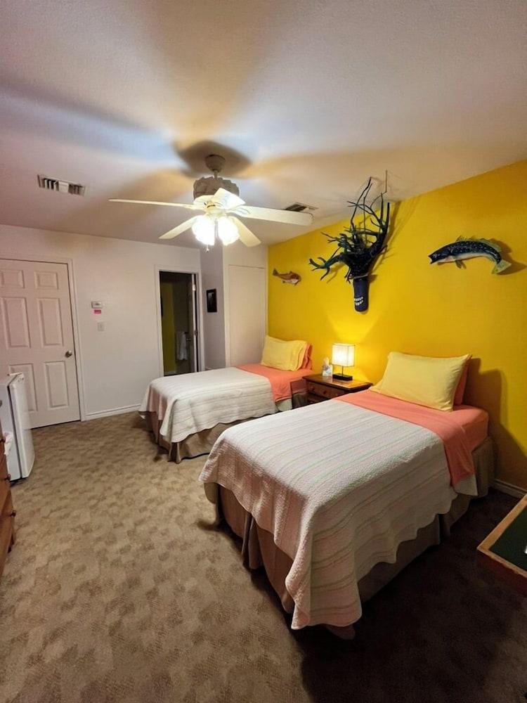 The Poco Loco Lodge photo 14