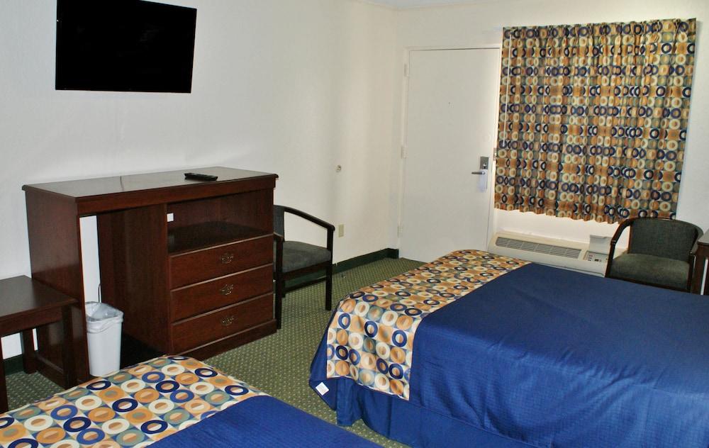 Americas Best Value Inn Ft. Jackson photo 9
