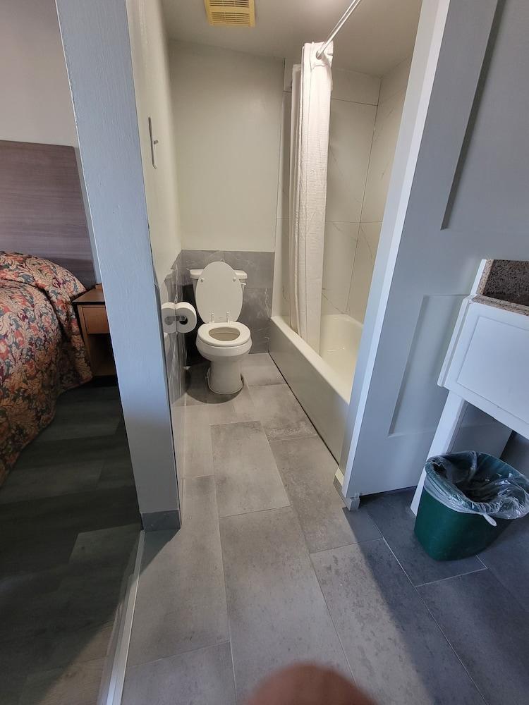Maxim III Motel photo 7