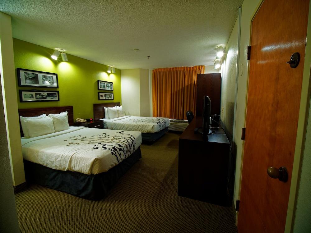 Sleep Inn Morganton Southeast photo 7