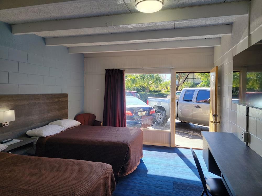 Budget Inn Winter Haven photo 7