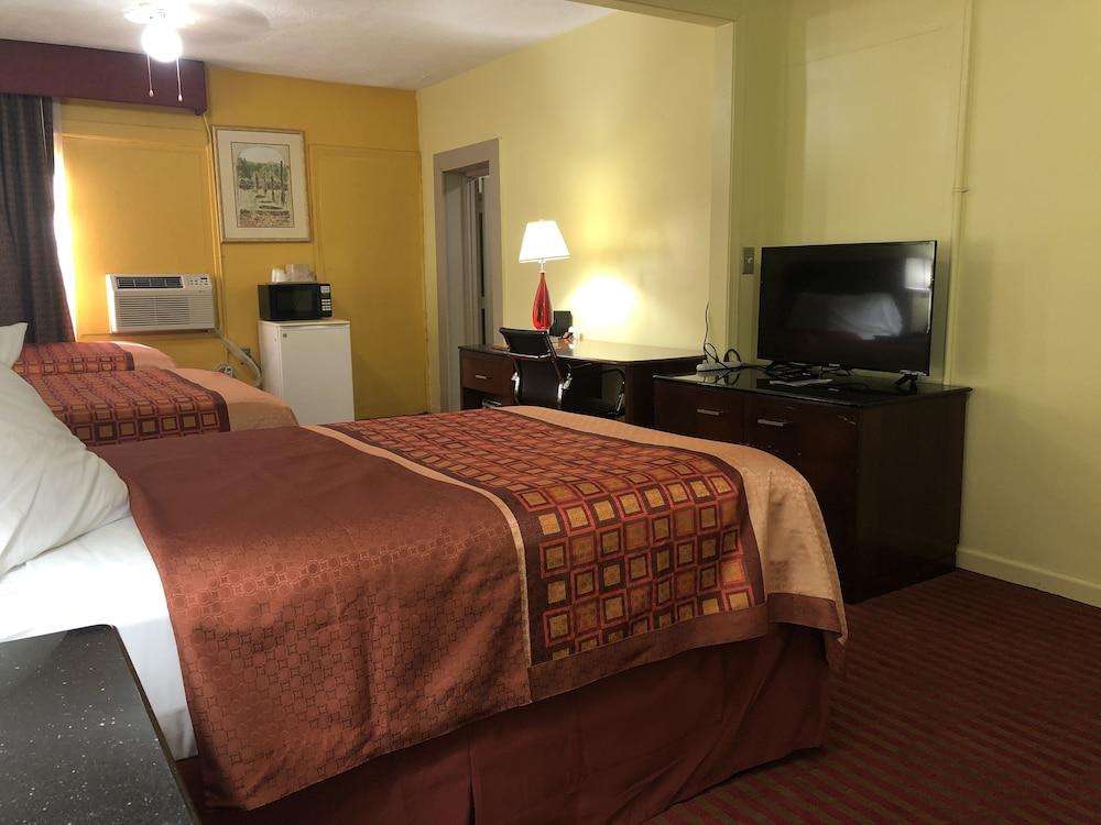 Ellijay Inn photo 7