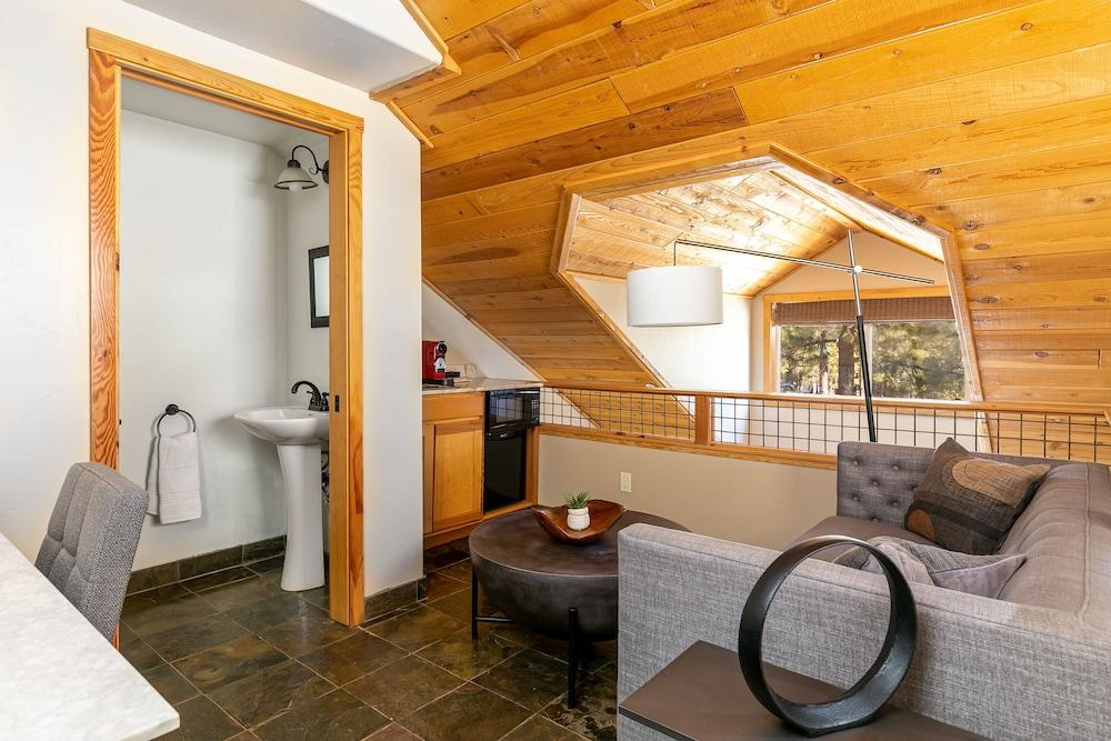 Chalet View Lodge photo 20