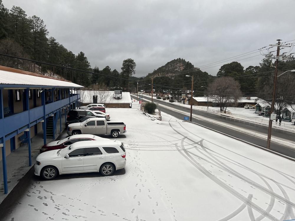 Budget Lodge Ruidoso photo 27