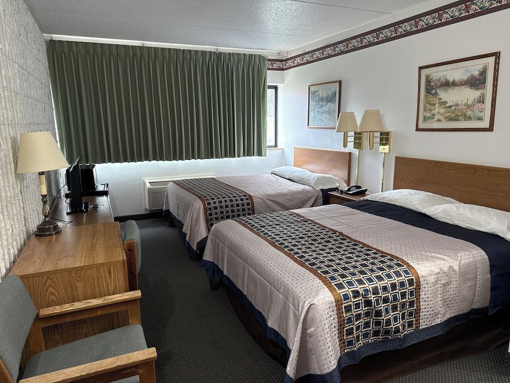 Smartwood Inn photo 27