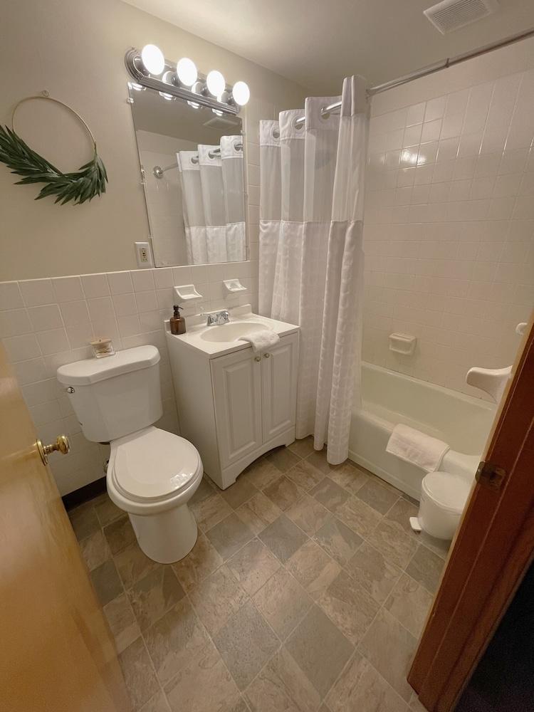 Berkshire Valley Inn photo 35