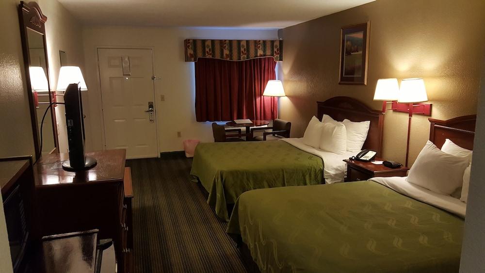 Quality Inn Mobile West Tillmans Corner photo 13
