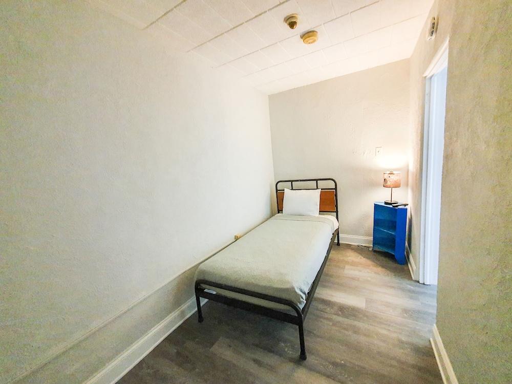 The Coral Sands Motel photo 4