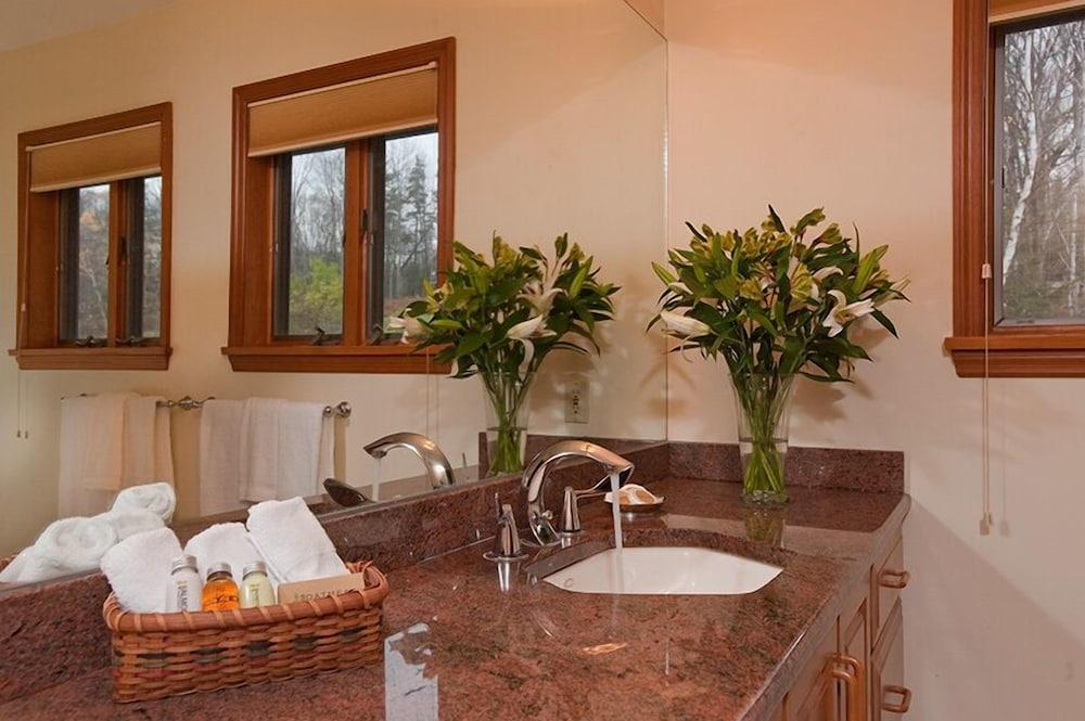 The Mountain Top Inn & Resort photo 16