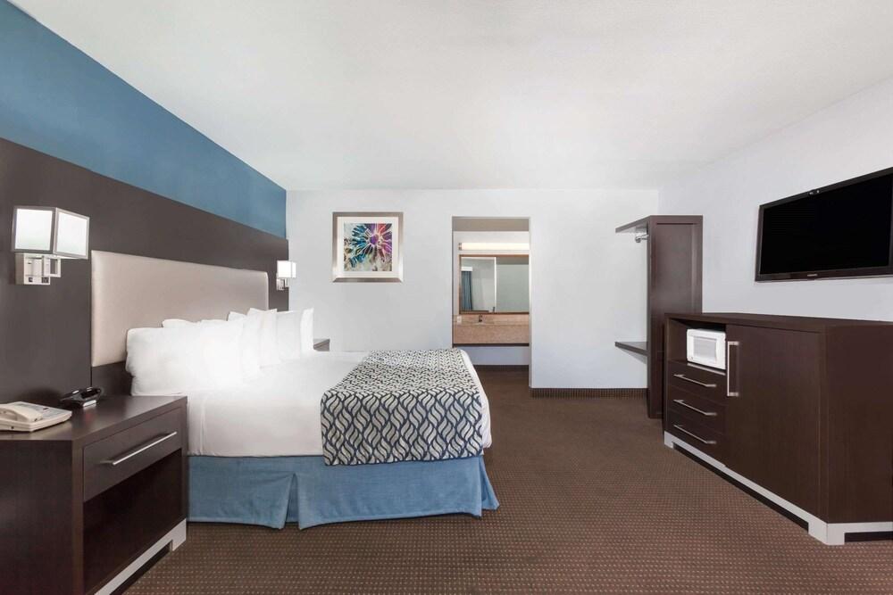 Days Inn by Wyndham Austin/University/Downtown photo 22