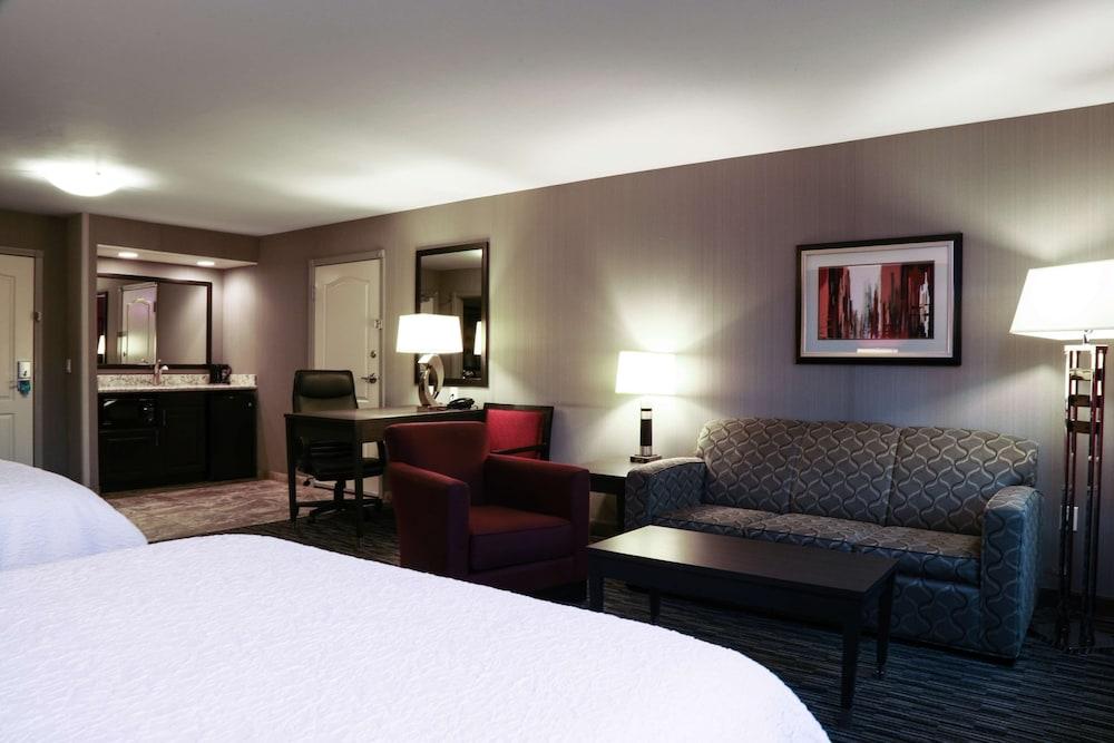 Hampton Inn & Suites Temecula photo 35