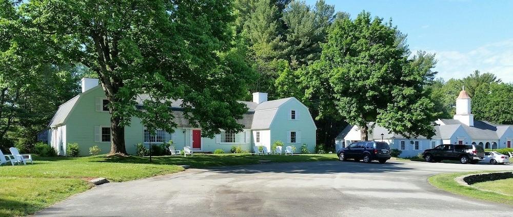 Old Sturbridge Inn and Reeder Family Lodges photo 27