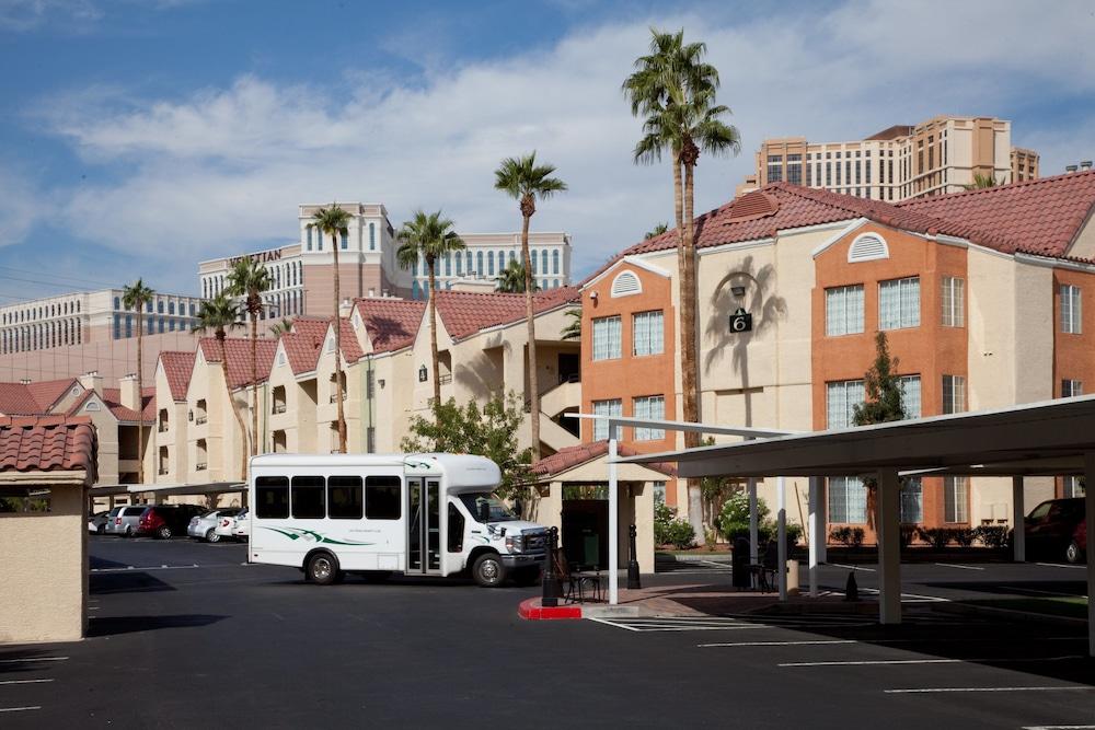 Holiday Inn Club Vacations at Desert Club Resort by IHG photo 61