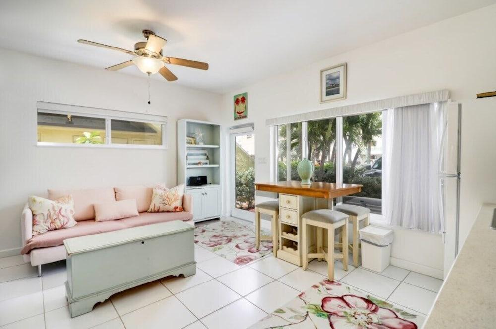 Sea Spray Inn photo 82