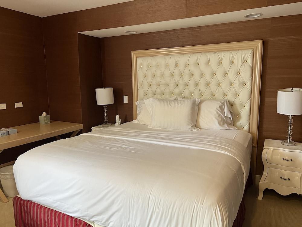 Rocky River Inn photo 2