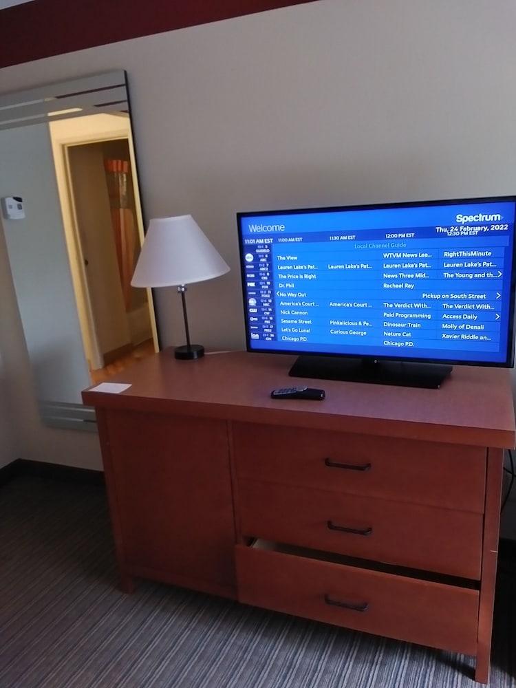 Travelodge by Wyndham Columbus State University photo 4