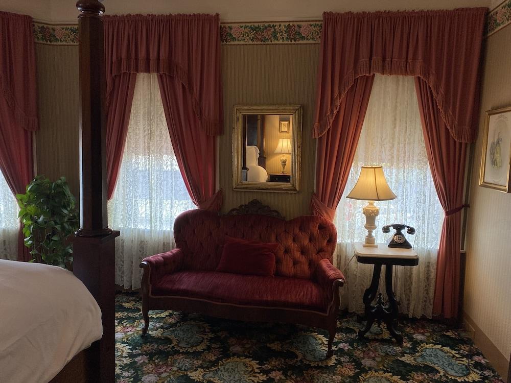 Atlantic Hotel photo 41