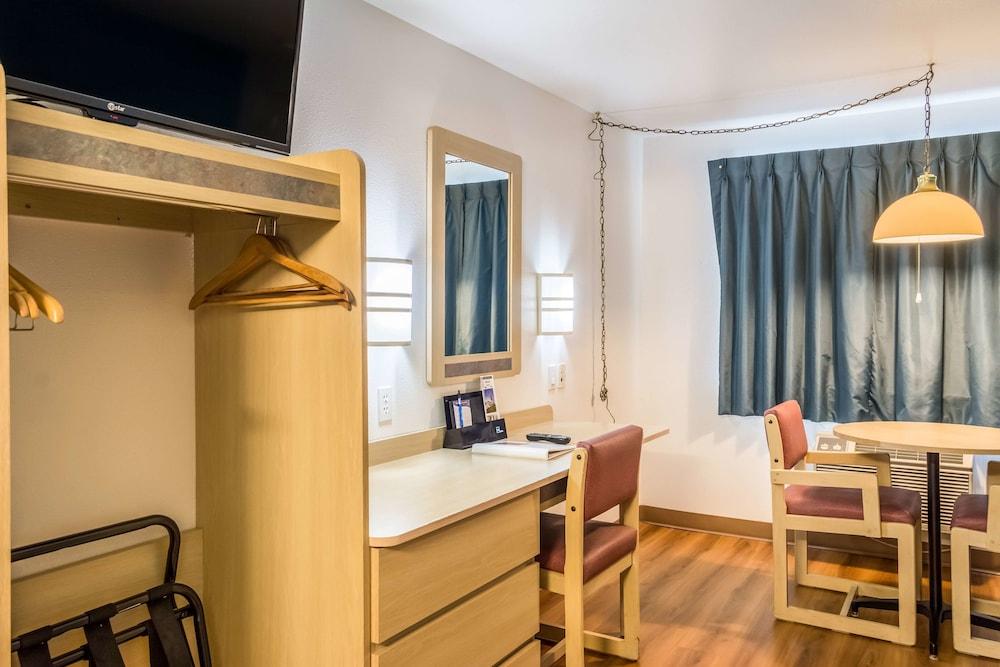 Motel 6 Albany, OR photo 34