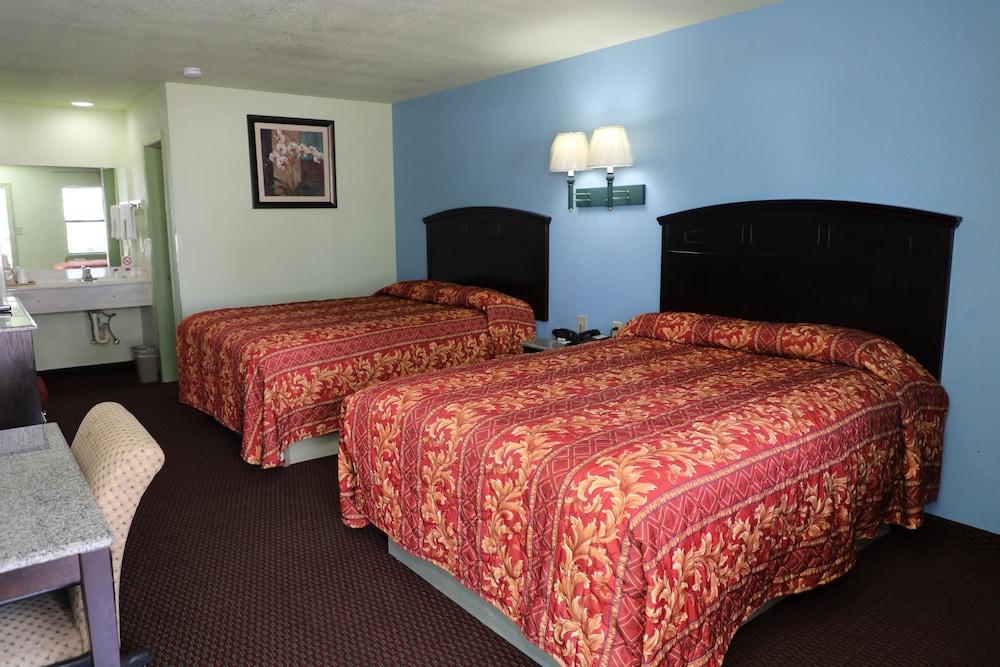 Budget Inn photo 11