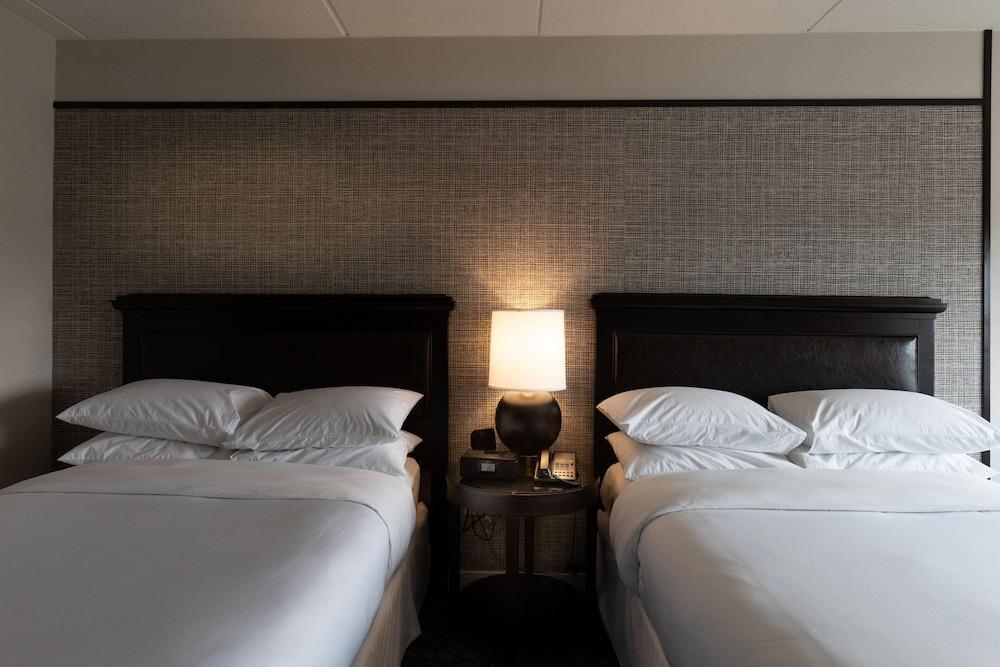 Sheraton Chicago Northbrook Hotel photo 13