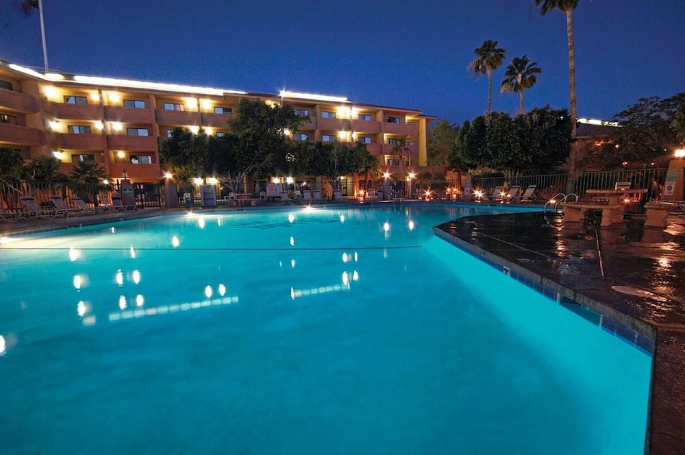 Shilo Inn Hotel & Suites - Yuma photo 17