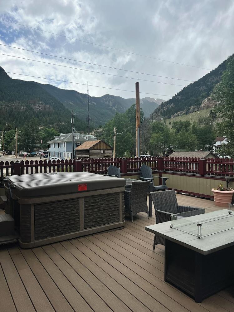 Clear Creek Inn photo 19