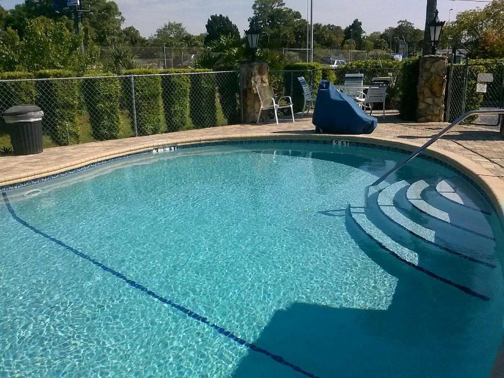 River Side Inn photo 17