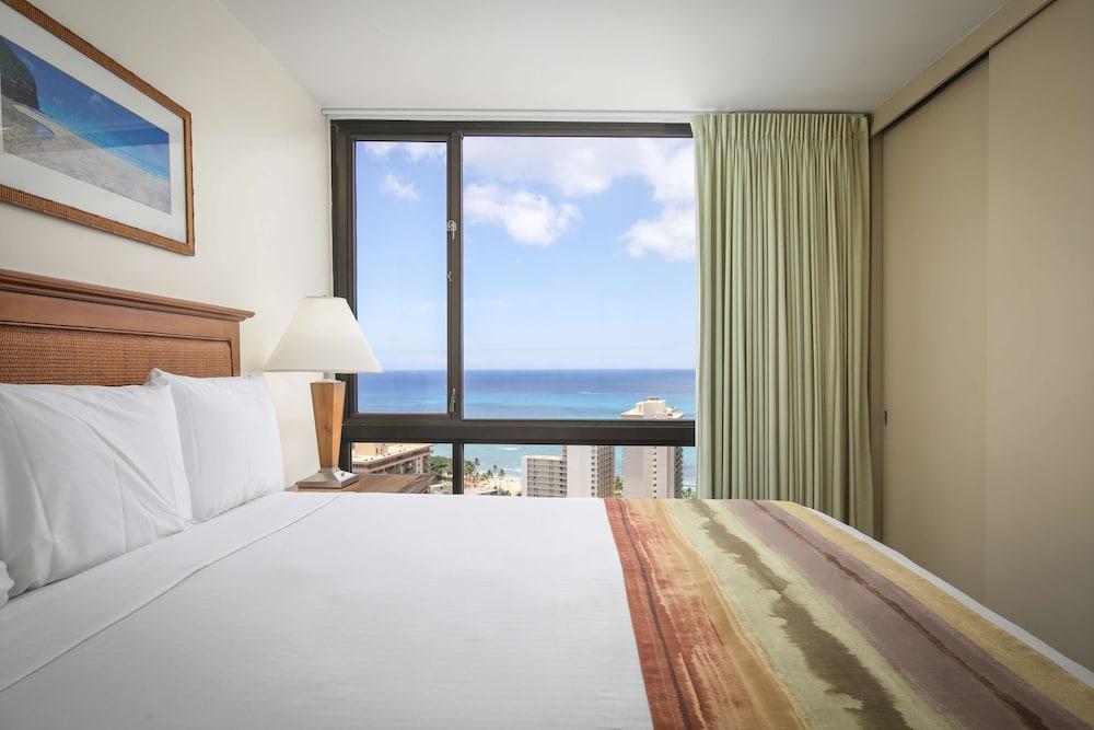 Aston Waikiki Sunset photo 52