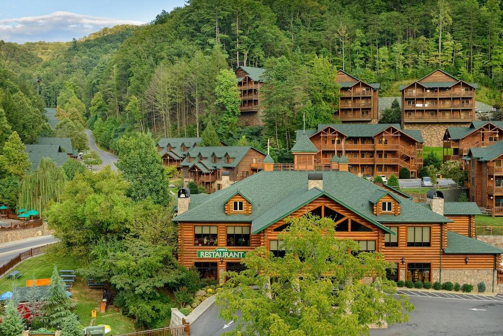 Westgate Smoky Mountain Resort & Water Park — hotel in Gatlinburg