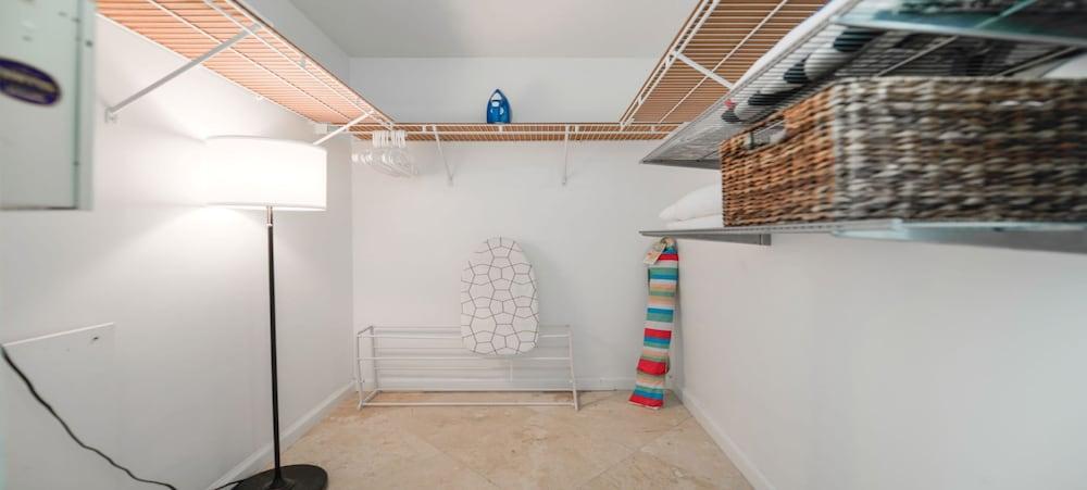 Icon Residences photo 17