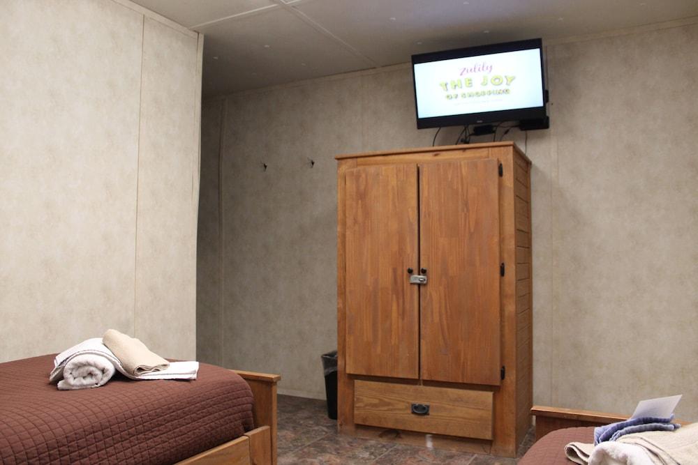 Target Hospitality-Orla North Lodge photo 5