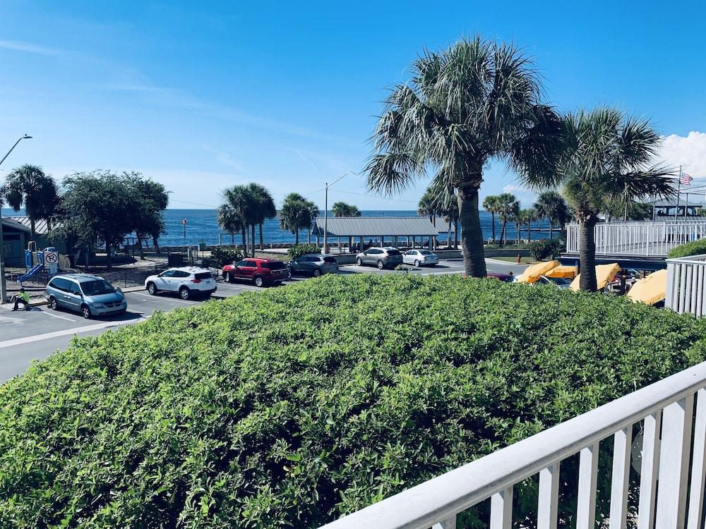 Inn on the Gulf photo 15