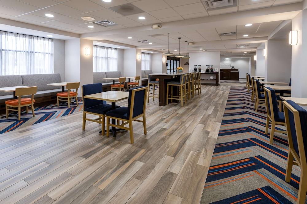 Hampton Inn Milford photo 37
