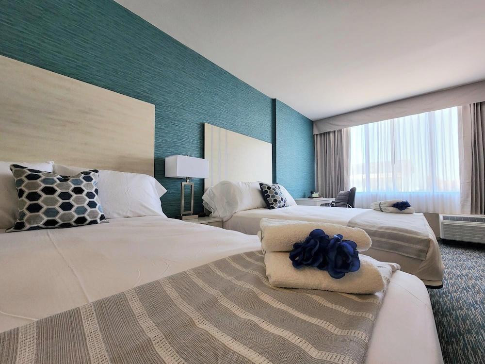 Illinois Beach Hotel photo 13