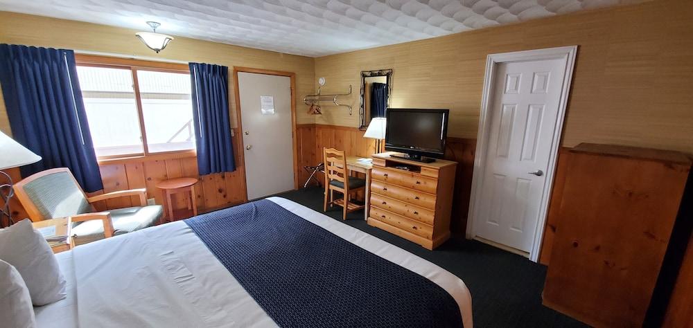 The Lake Motel photo 83