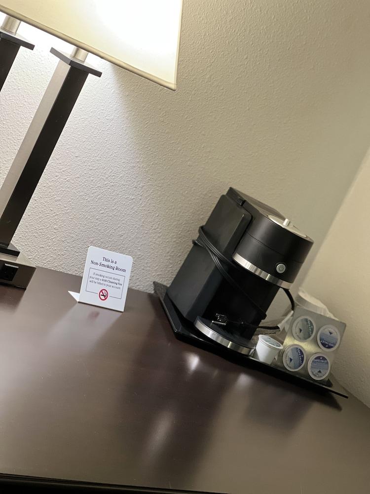 Reston Inn & Suites photo 42