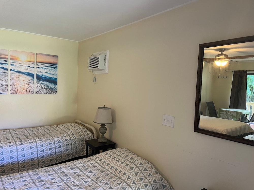 Aarons Cottage photo 90
