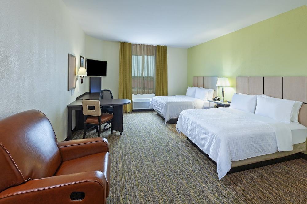 Candlewood Suites Houston North I45 by IHG photo 7
