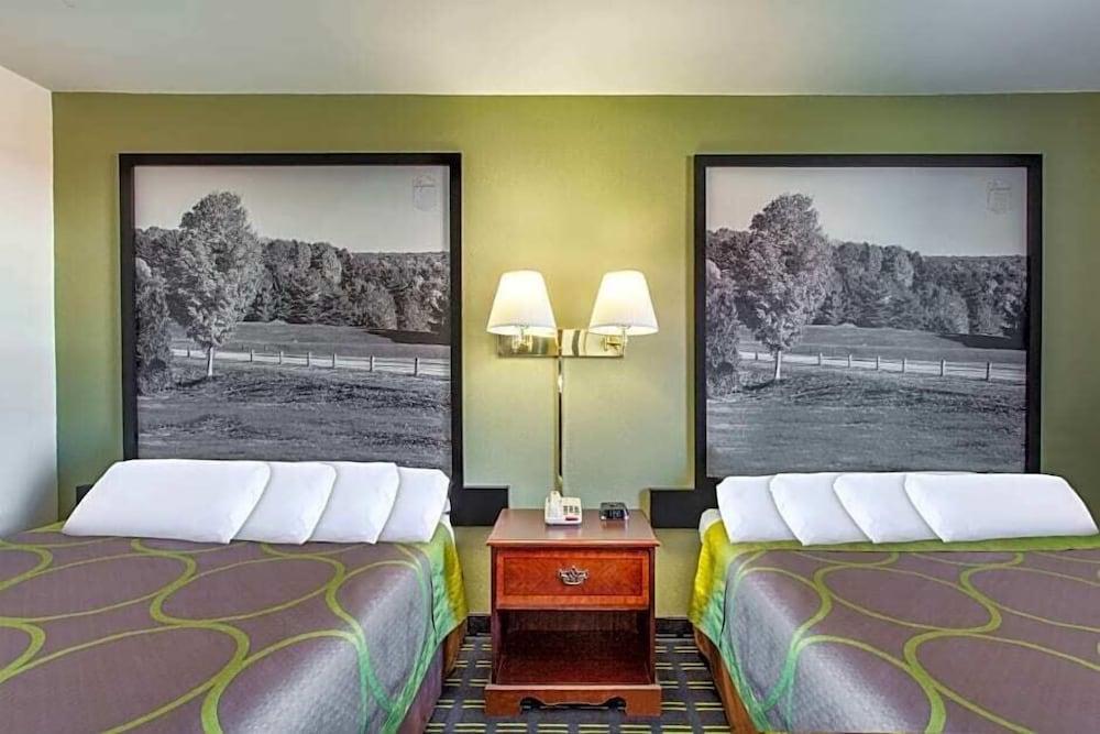 Quality Inn Lee - Lenox South photo 8