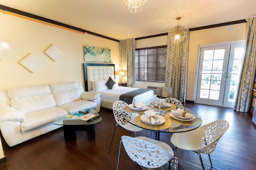 Tradewinds Apartment Hotel photo 36