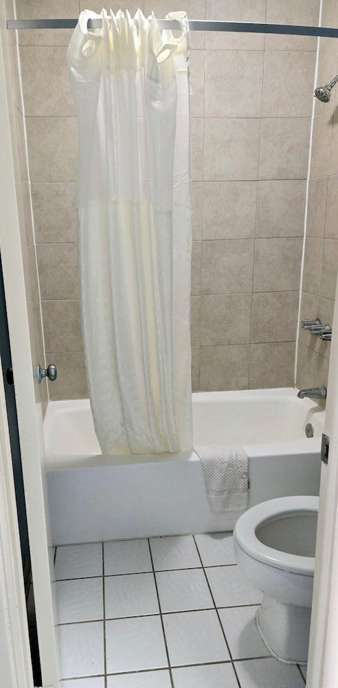 Best Price Motel and Suites photo 9