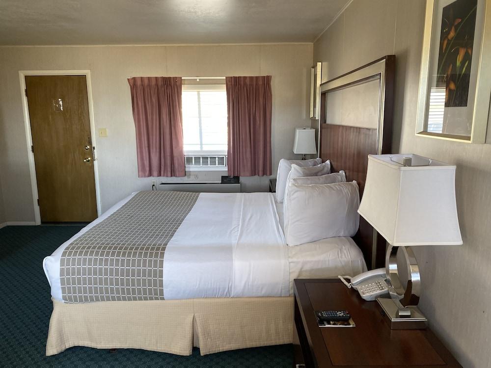 Oasis Botique Motel photo 26