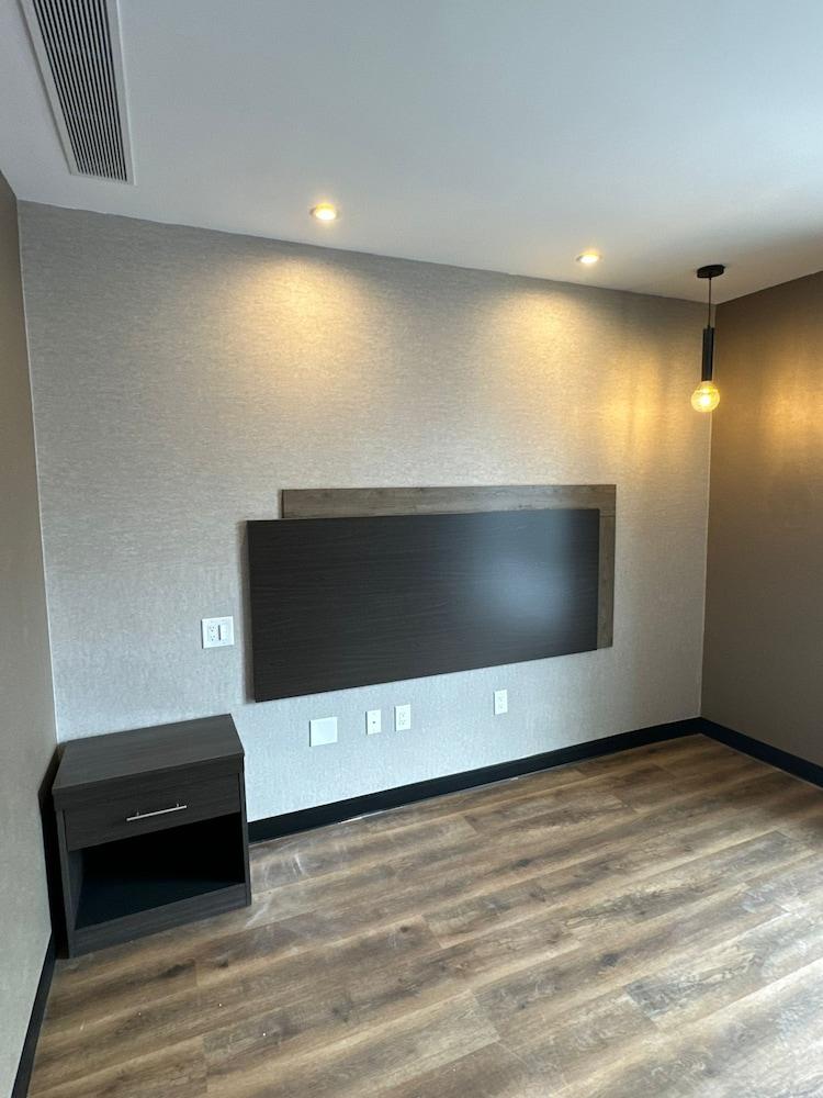 LUX HOTEL photo 2