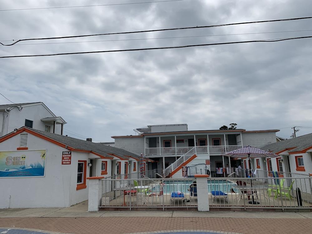 SunShine Motel photo 32