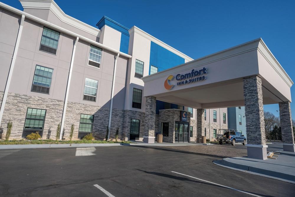 Comfort Inn & Suites River City Decatur photo 4